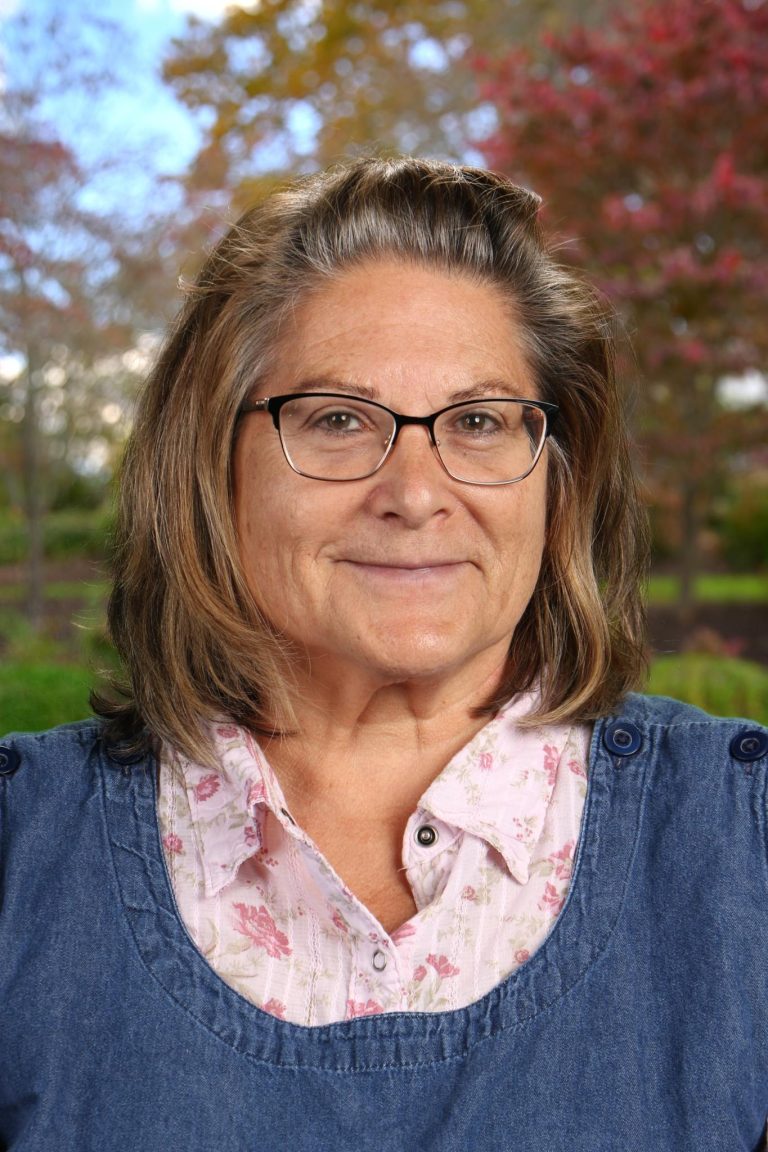 Marian Dauphinais