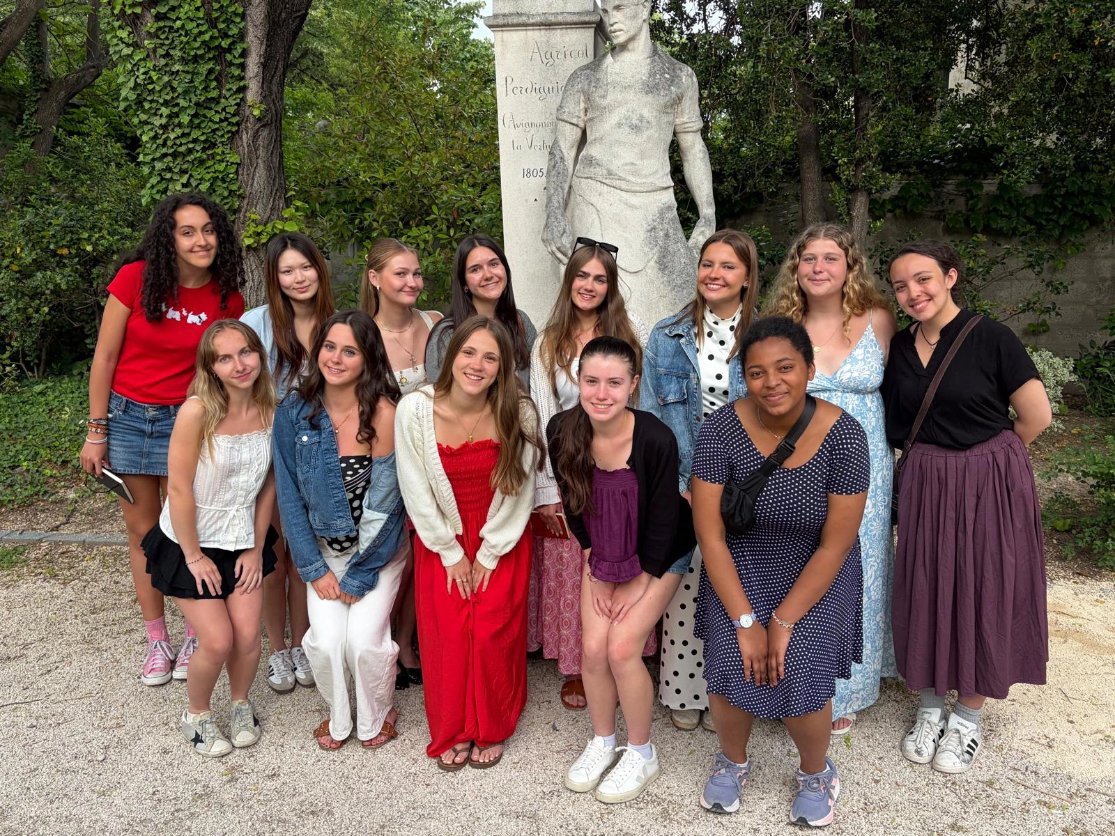 AIS France 10 6