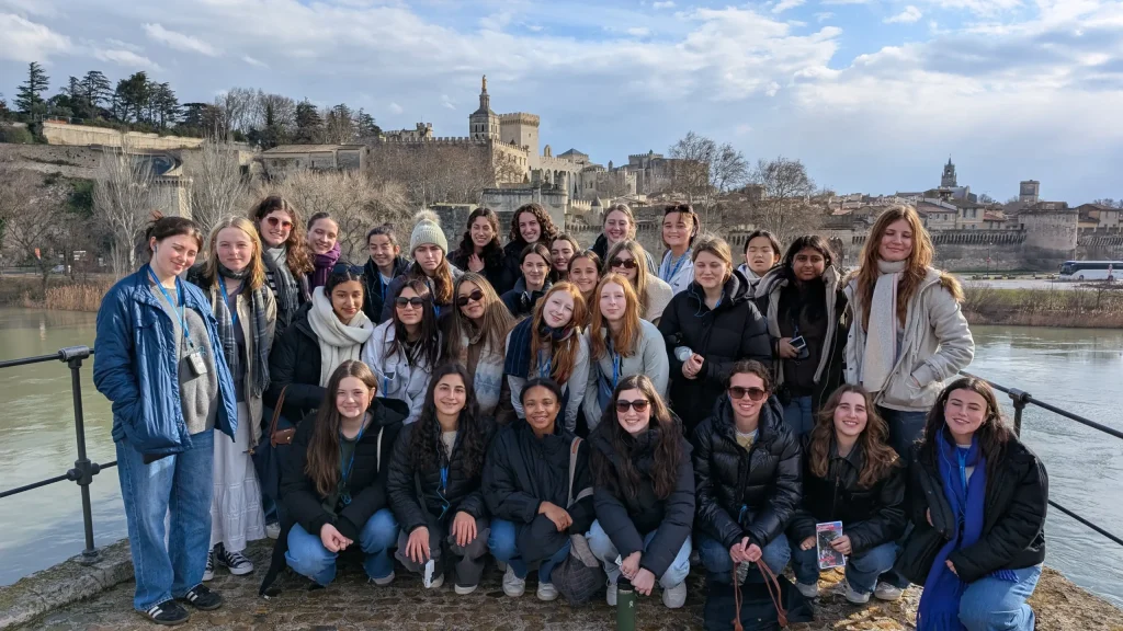 Miss Porter's students in Avignon, France