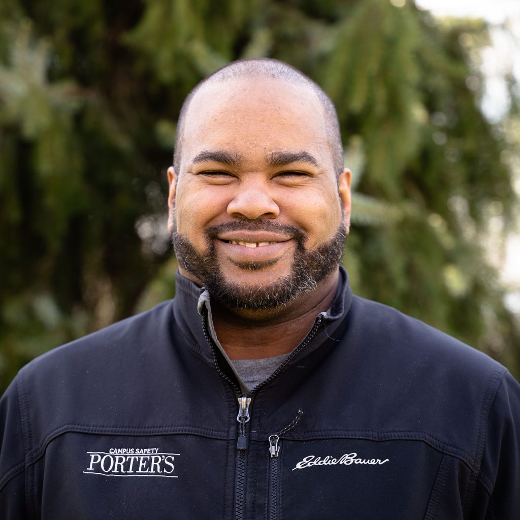 Dennis R headshot web1